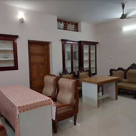 Home In Guruvayur-3 Bedroom 外观 照片