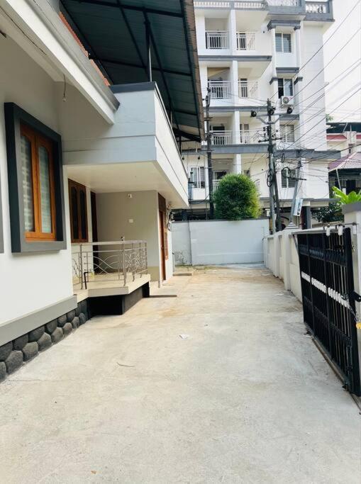 Home In Guruvayur-3 Bedroom 外观 照片